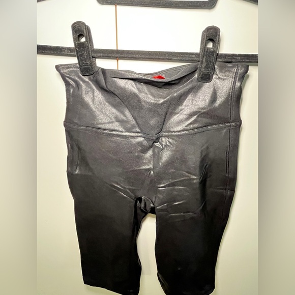 SPANX Glossy Black Biker Shorts - Picture 1 of 3